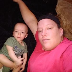 Meet your Posher, Lyndsie